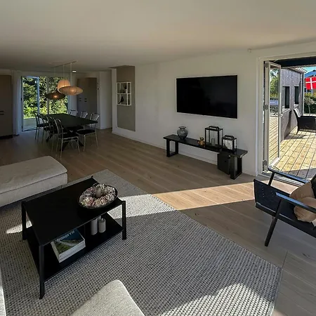 Casa vacanze Renovated With Sea View In Skastrup