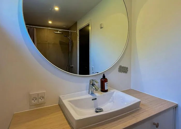 Renovated With Sea View In Skastrup *