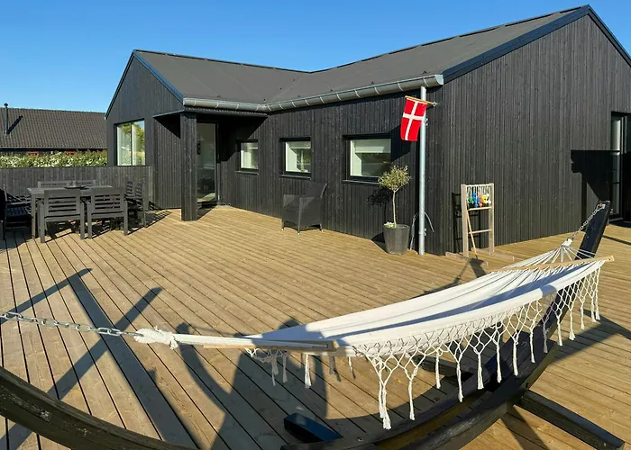Renovated With Sea View In Skastrup Holiday home Bogense