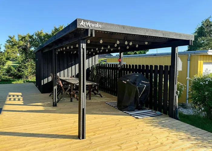 Renovated With Sea View In Skastrup * Bogense